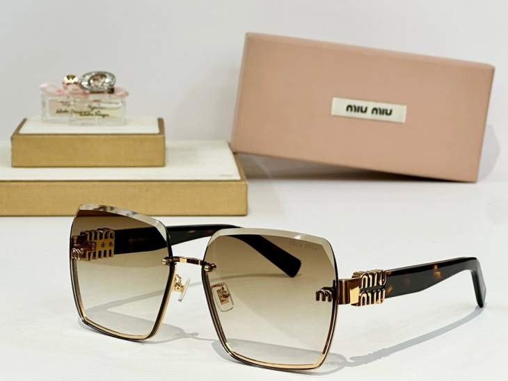 Picture of Miu Miu Sunglasses _SKUfw79278706fw